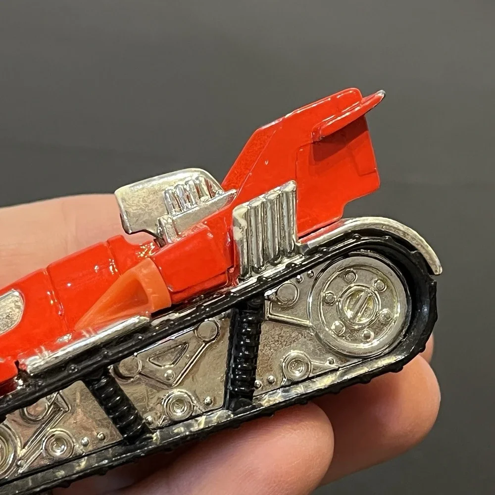 Vintage 1992 Hot Wheels Anteater Jet Tank Red Silver Black Mattel Diecast